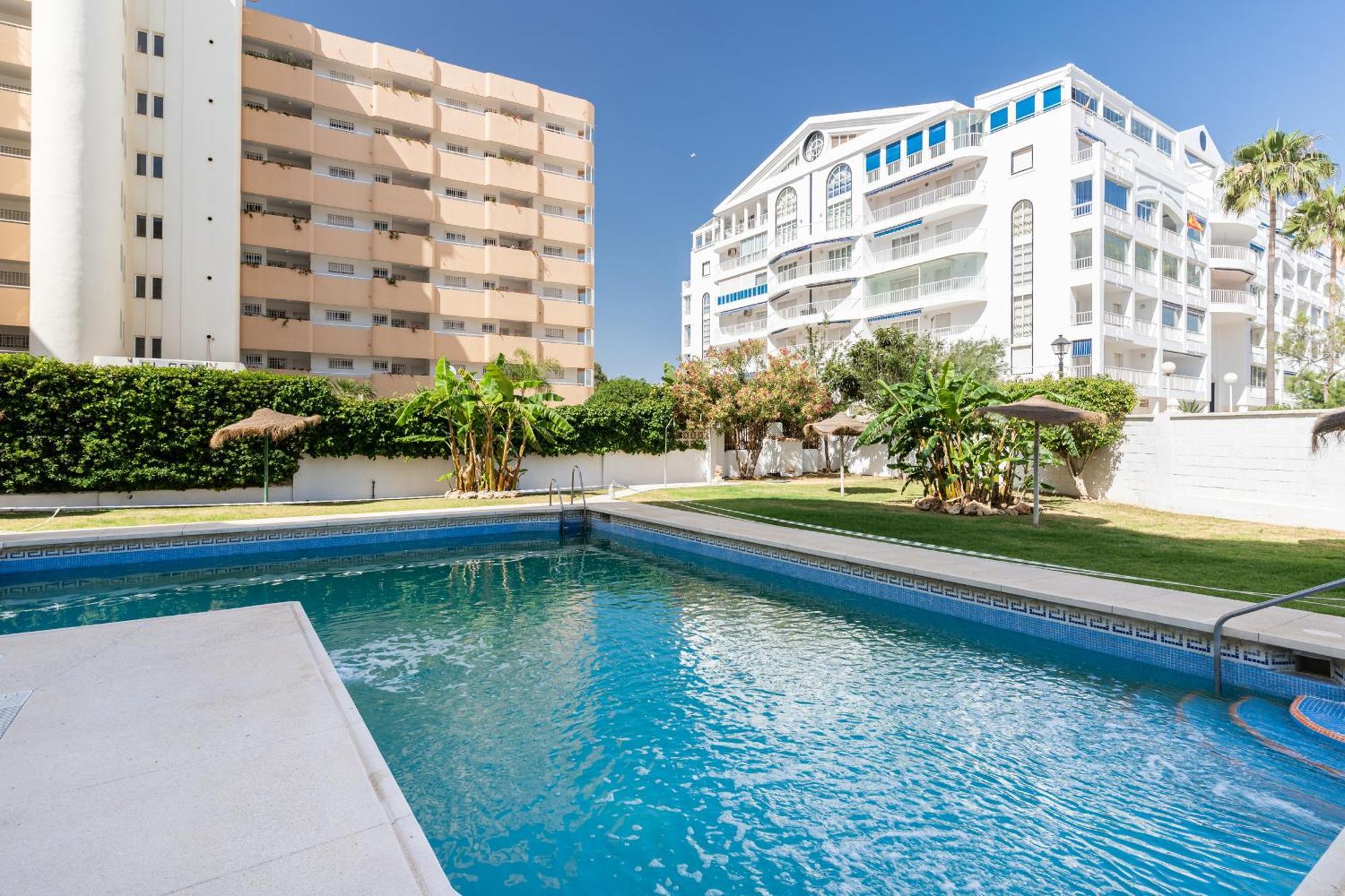Blonzu Dominicana Fuengirola Dış mekan fotoğraf